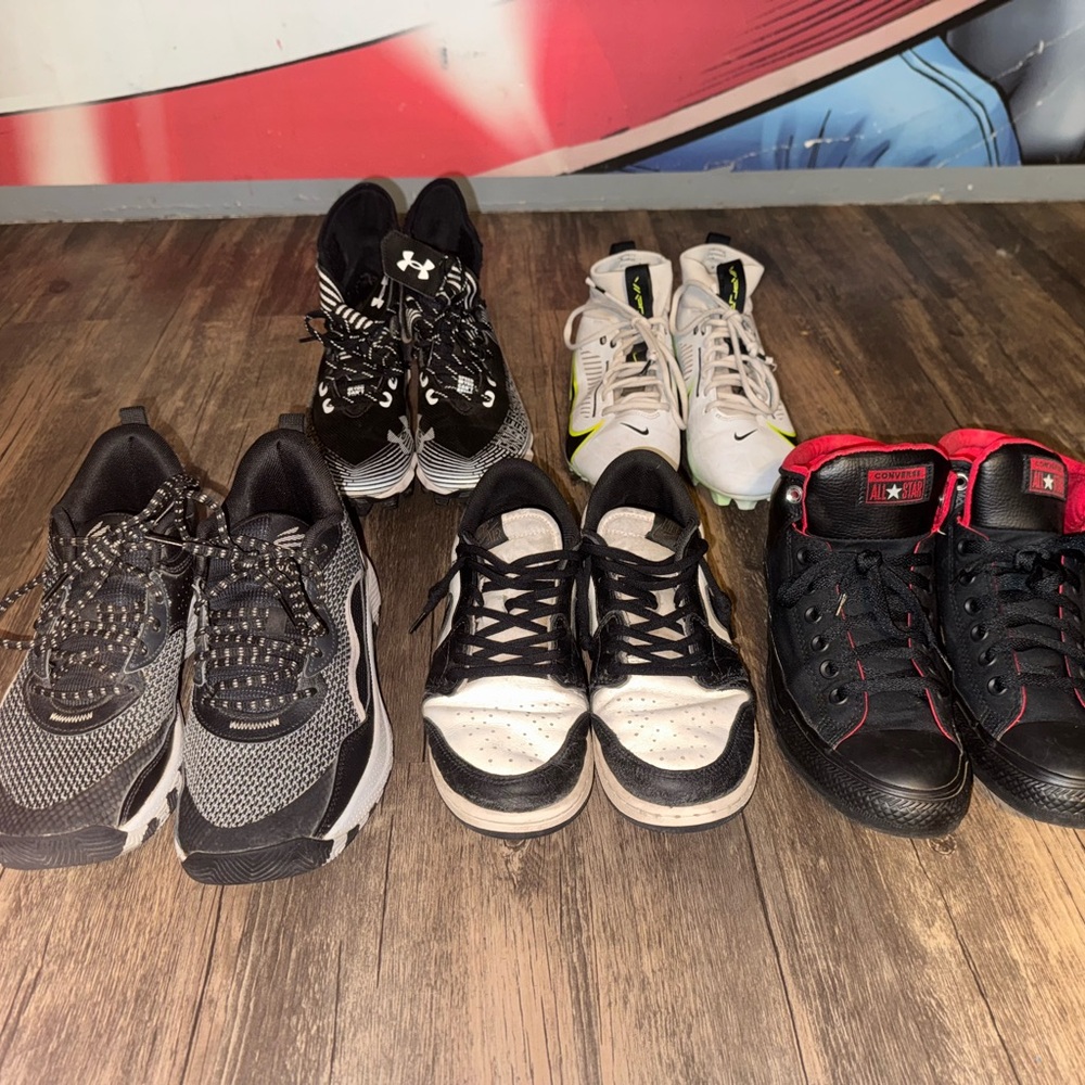 Under Armour Black Sneakers Modern Athletic Style
